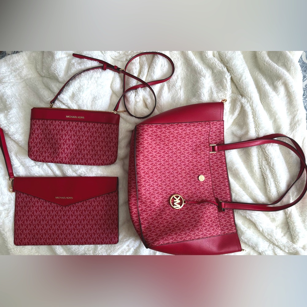 Micheal Kors Jet Set Travel Tote bag set